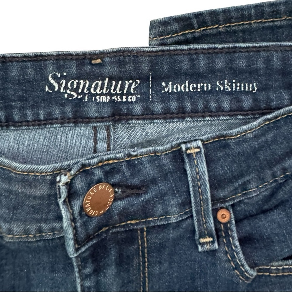 Levi's Dark Wash Skinny Jeans - Picture 6 of 8